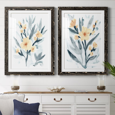 Indigo & Blush Bouquet I " Indigo & Blush Bouquet I " 2 - Pieces Painting Print