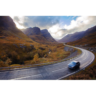 Scottish Highlands Road by Wldavies
