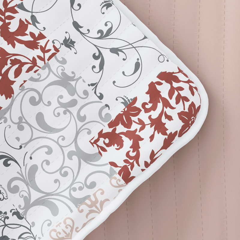 Blush Twin Reversible Microfiber Patchwork Quilt Set