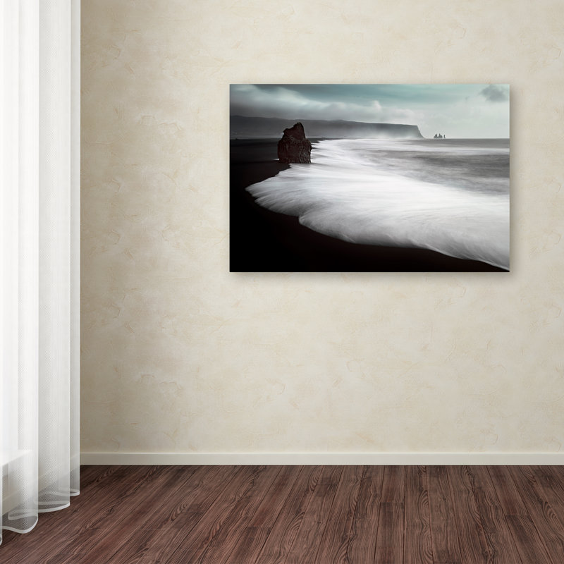 « the black beach », reproduction de photo sur toile tendue, H 12 po x l 19 po