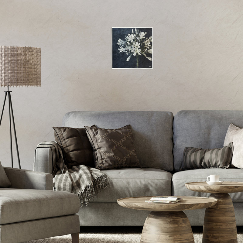 "White Herb Blooms", art mural par Patricia Pinto