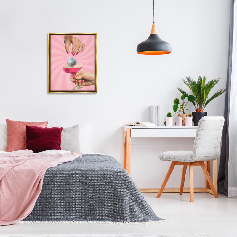 «Disco Ball Cocktail Floater Frame» par Lil 'Rue sur, Cadre flottant métallique doré, H 31 po x l 25 po
