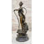 Statue de bronze de la chasseresse Artemis Diana la déesse grecque