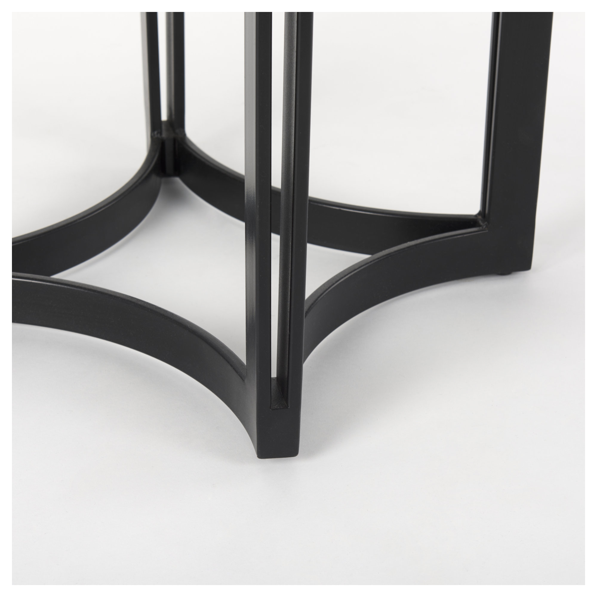 Wainwright Round Marble Dining Table, Counter Height ( 38" Height), 32" x 32", Black