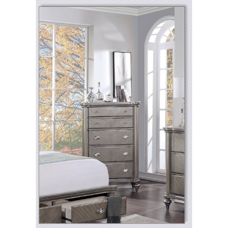 Commode 5 tiroirs Luxury Classic avec finition argent antique / champagne, beaucoup de rangement pour l'élégance et l'organisation de la chambre à coucher