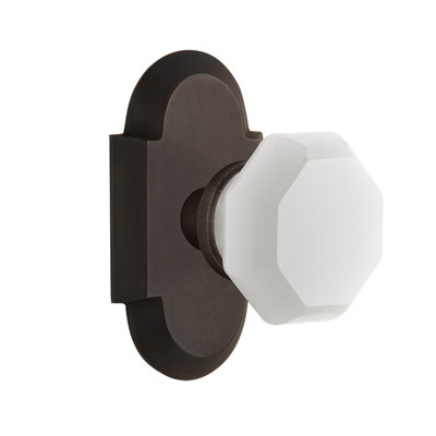 Cottage Plate with Waldorf White Milk Knob