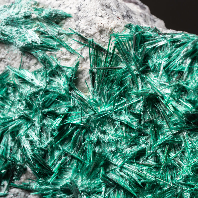 Véritable grappe de brochantite