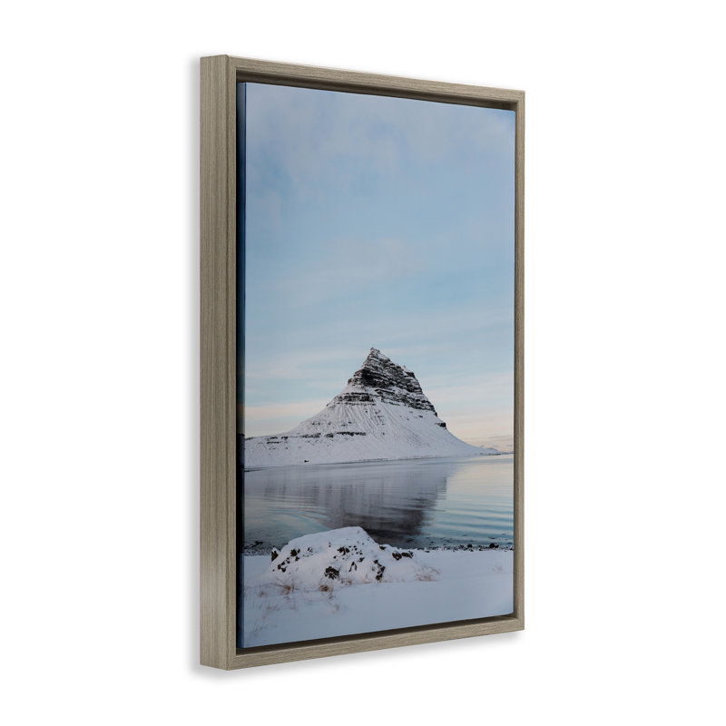 Cadre flottant pittoresque, péninsule de l'Islande, par Jade Sharp Photo, H 25 po x l 17 po, Cadre flottant orme Montalcino