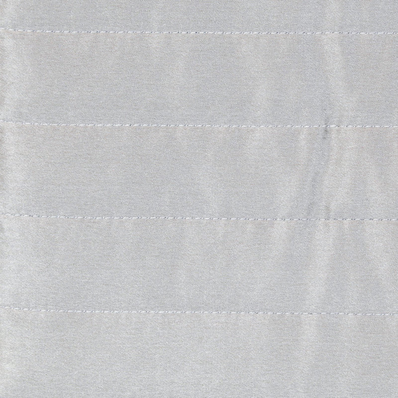 Taie décorative en soie matelassée , Argent, H 20 po x l 26 po