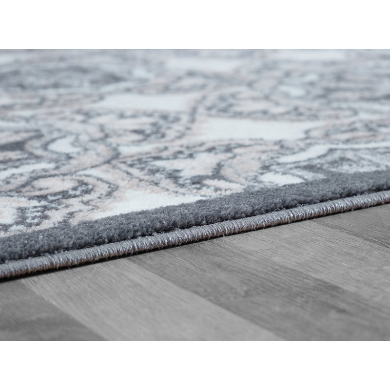 Nadine Indoor Rug, 5' x 8'
