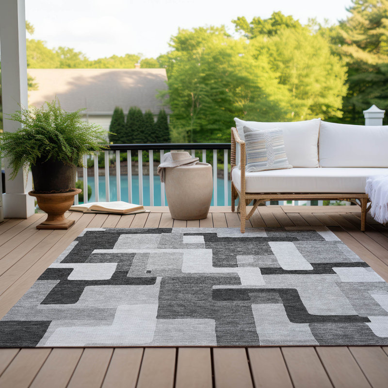  Chayden Non-Slip Indoor / Outdoor Area Rug, Rectangle 3' x 5'