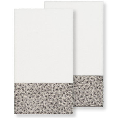 Spots Midweight Bath Towel