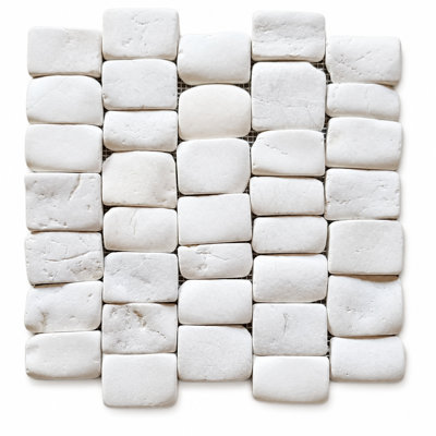 CNK White Pebble Wall Strip
