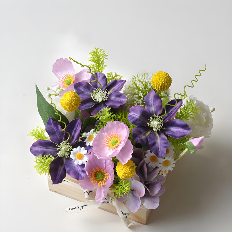 Ornements de fleurs simulées