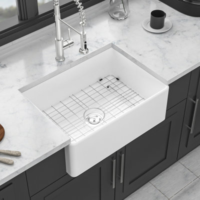 Évier de cuisine blanc simple en céramique de 28 pouces pour la cuisine: bols profonds, ensemble de drain, grille inférieure, crépine à panier à vaisselle en acier inoxydable 304 et cuisine à cuve avec cuve