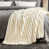 Beige est en rupture de stock