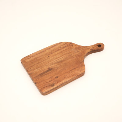 Handcrafted Acacia Wood Cutting Board with Built-In Handle, Natural Finish Multi-Purpose Wooden Serving & Charcuterie Board for Cheese, Bread, Fruit, Kitchen Food Prep