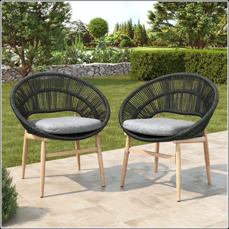 Chaise de salle à manger Cyril en osier de style papasan avec coussin gris (ensemble de 2)
