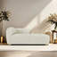 Chaise longue simple et confortable-105792408