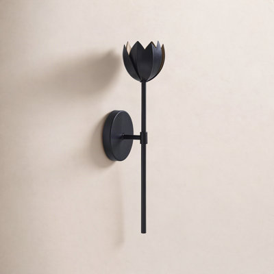 Dario Single Light Dimmable Armed Sconce