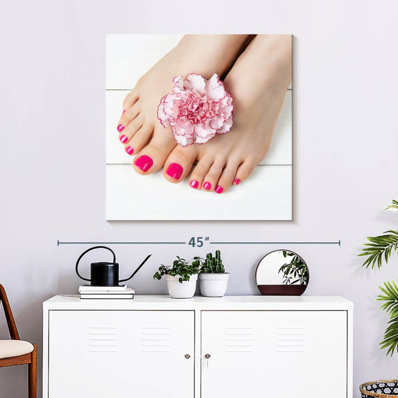 Shuttleworth Pink Glossy Nails