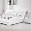 Lit plateforme en cuir Ameyia