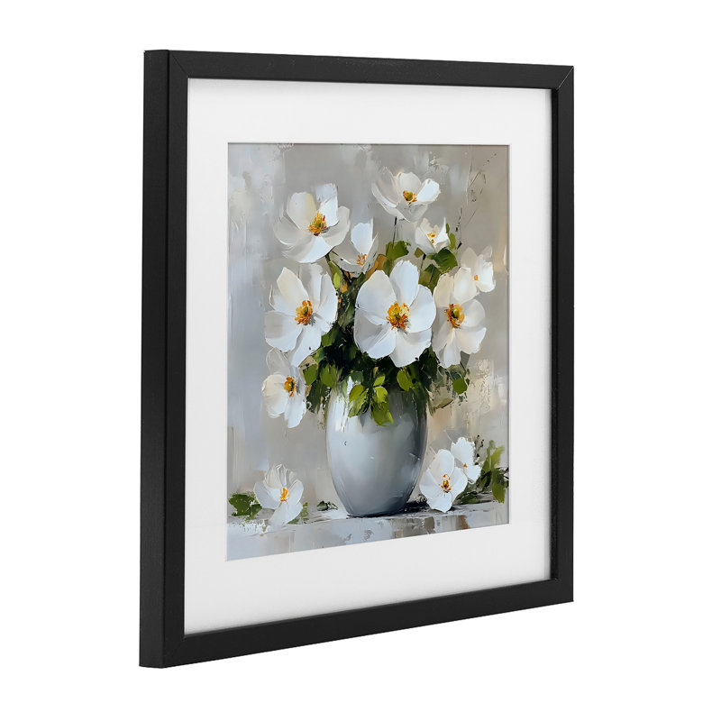 Anémones blanches dans un vase argenté, reproduction encadrée sous verre, design par LSR Creative Studio, H 13 po x l 13 po
