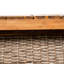 Ensemble de salle à manger d'extérieur brun en bois, conception à lattes, - pieds enveloppés, table et banc en bois à faible entretien nécessitant un abat-jour, surface pour le contrôle de l'eau, durabilité fiable fabriquée à la main