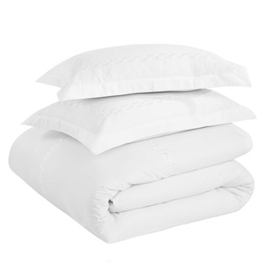 Superior Chain Links Cotton Embroidered 3 Piece Duvet Cover Set 