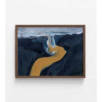 Reproduction de photographie aérienne: «River Meets Sea» - art mural bleu et or