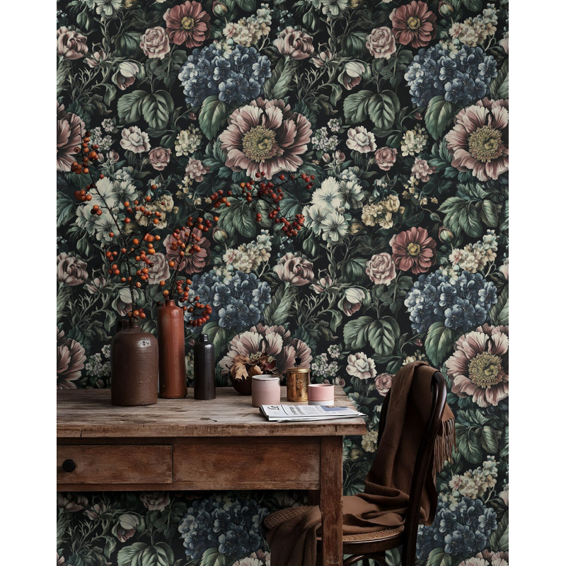 Papier peint floral foncé avec fleurs et roses richement détaillées