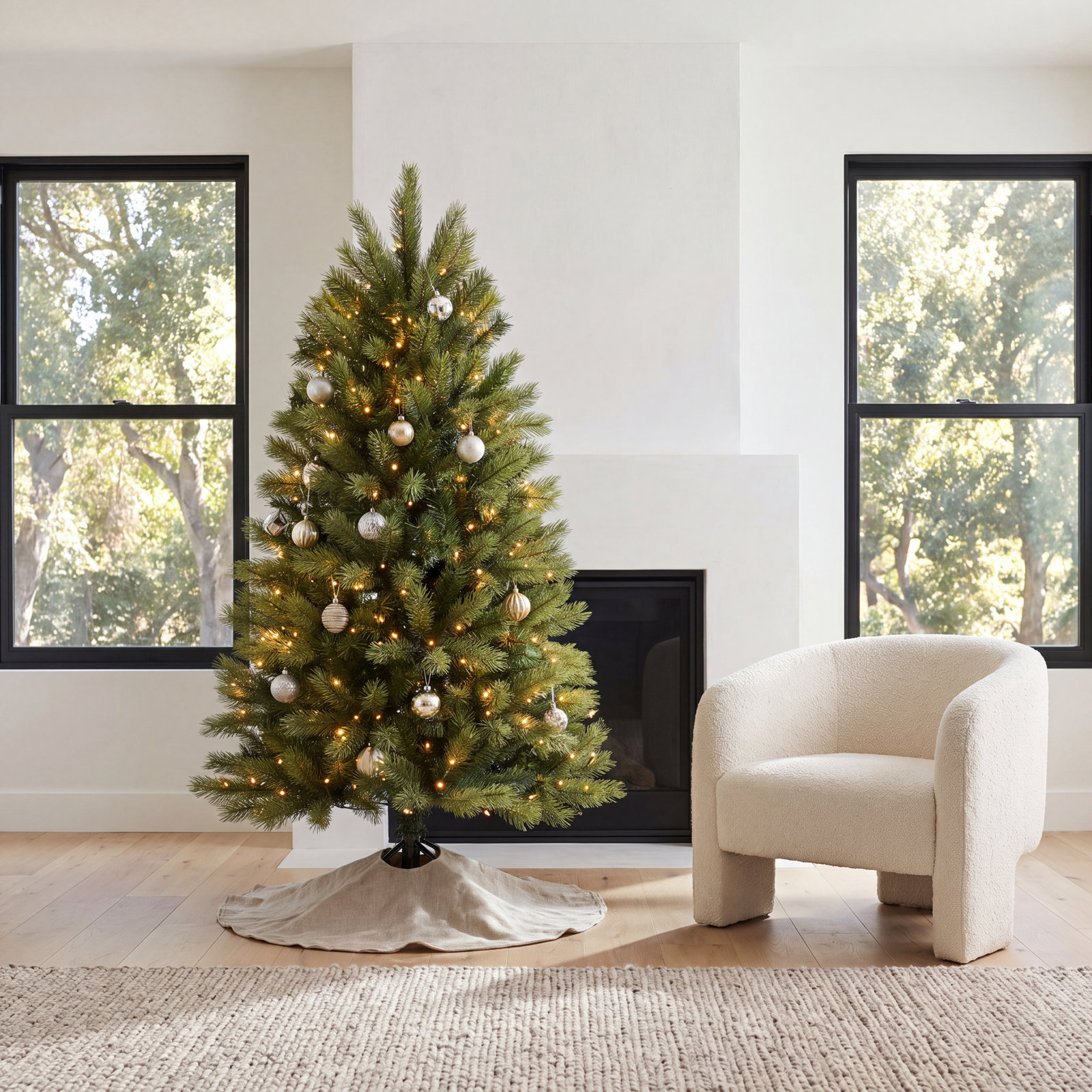 9' Pre-Lit Pine Christmas Tree, 4.5' H