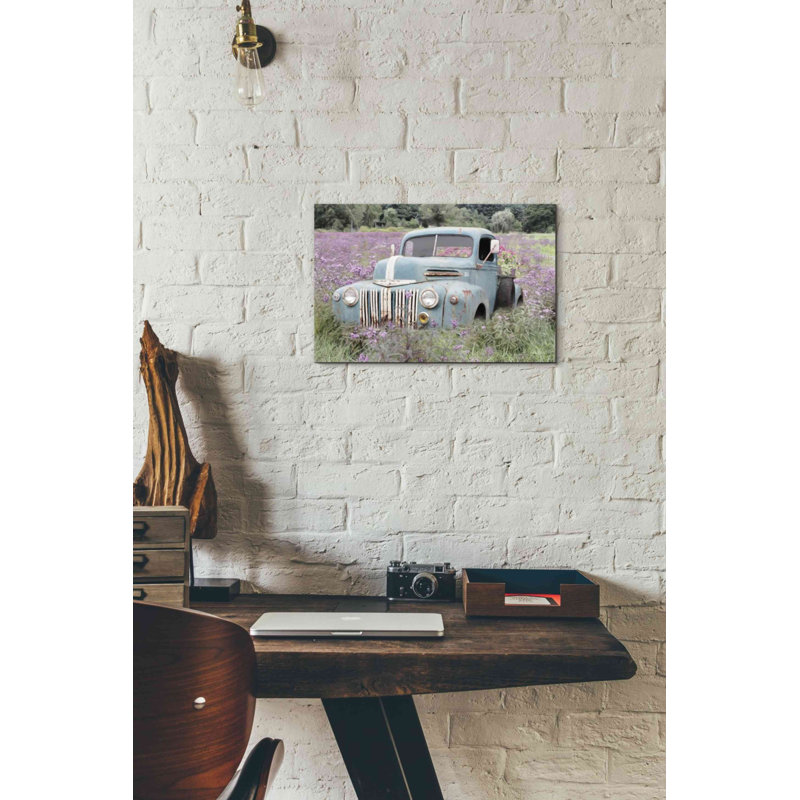 «Truckoad of Happiness» par Lori Deiter, art mural sur toile, H 12 po x l 18 po x P 0,75 po