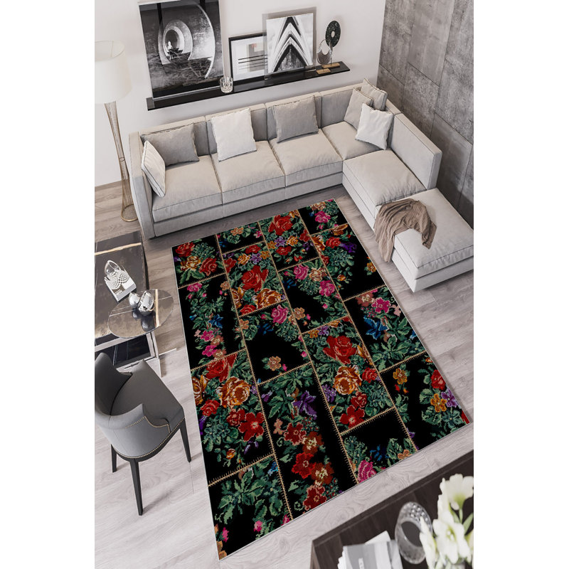 Rectangle Ahni Floral Machine Braided Polyester Area Rug in Red/Black/Green, Rectangle 2' x 3'3"