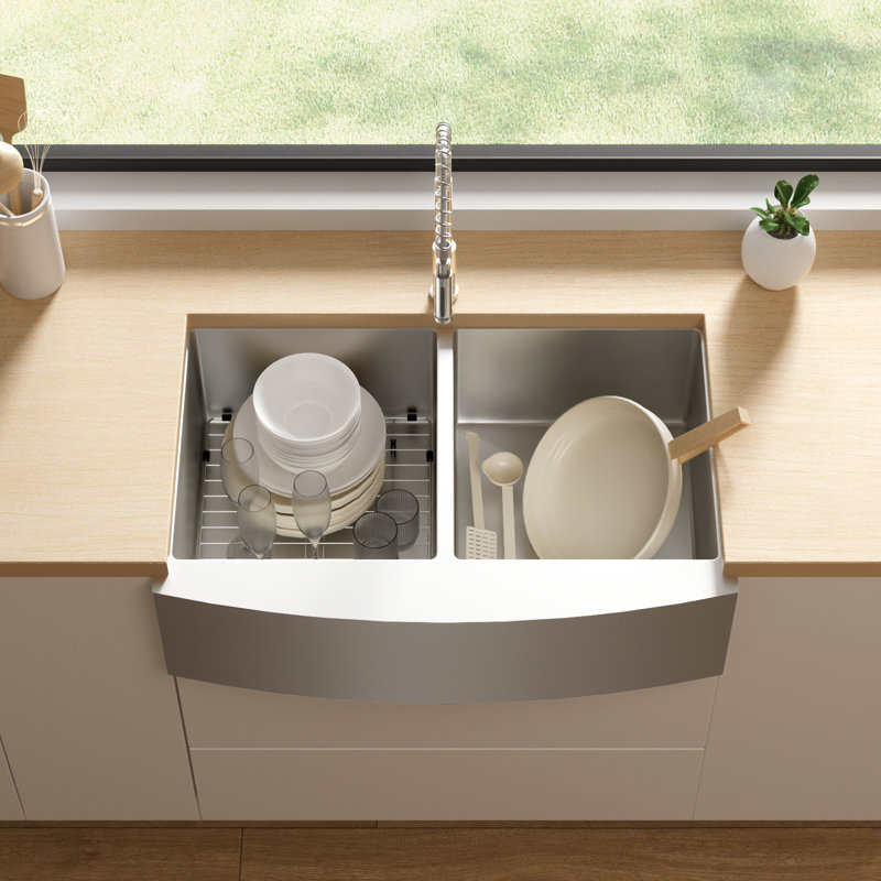 WFPWS232 33'' L Double Bowl Stainless Steel Kitchen Sink