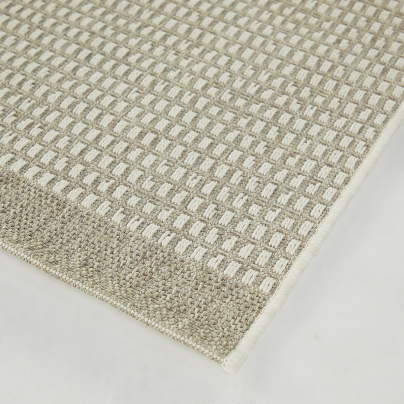Tapis intérieur / extérieur beige tissé à la machine Trane, Rectangle 5 pi 3 po x 7 pi