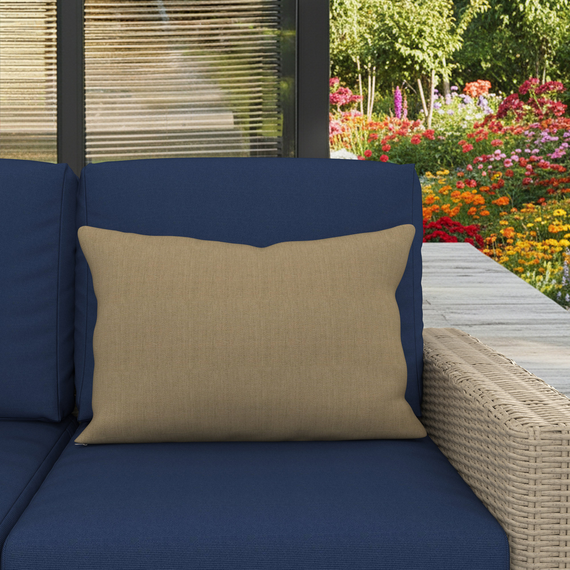Amala Outdoor/Indoor Kidney Pillow, Canvas Heather Beige