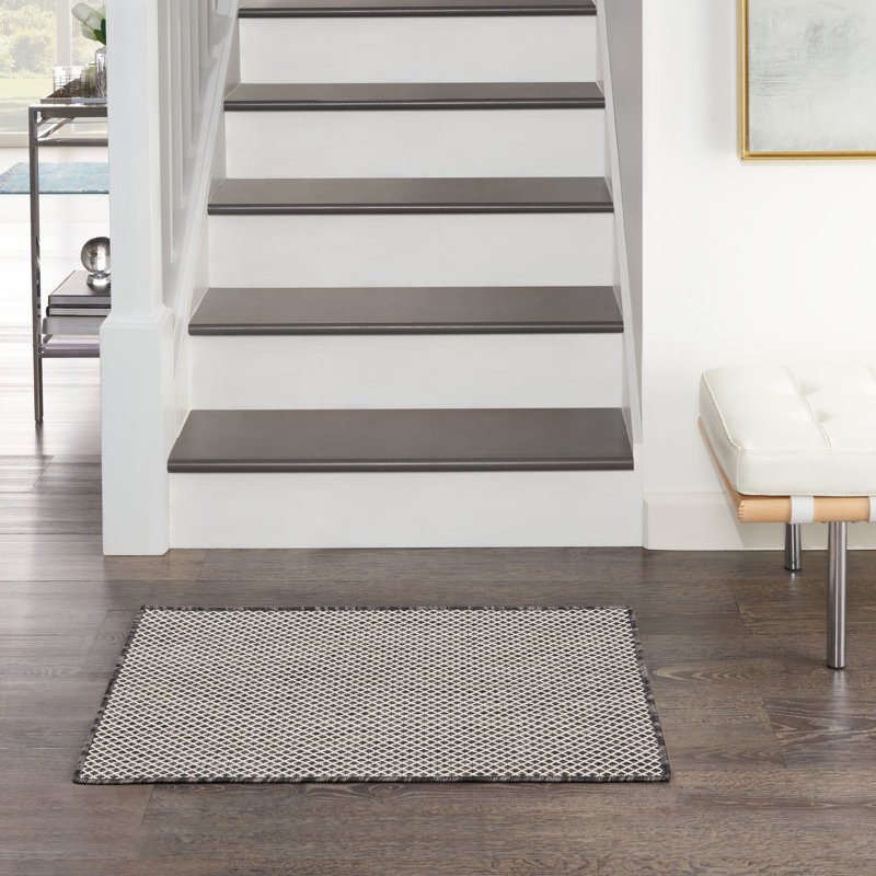 Meredeth Geometric Indoor / Outdoor Rug, Rectangle 2' x 3'