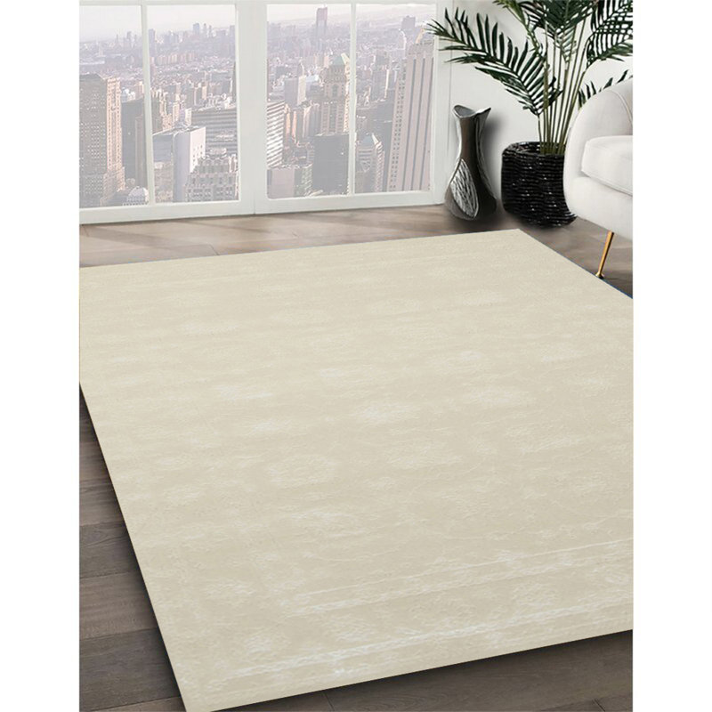Geometric Indoor Rug, Round 7'