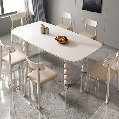 Ensemble de table de salle à manger rectangulaire en bois massif fritté pour 4 personnes
