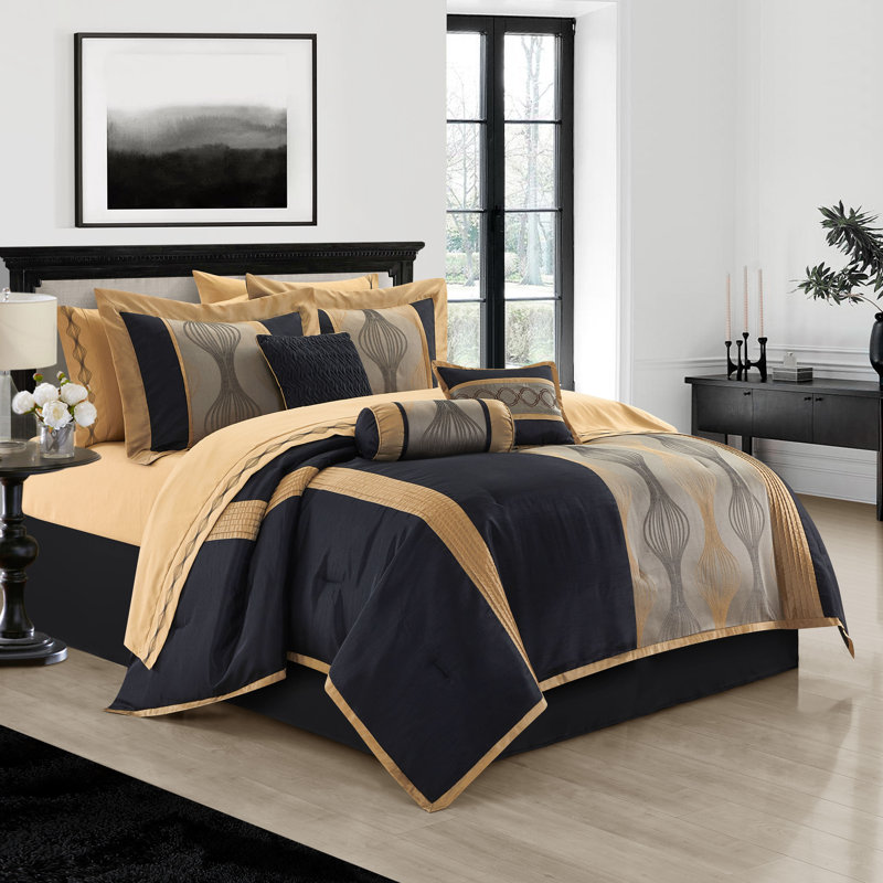 Ensemble d'édredon en microfibre 15 pièces Kath, Or noir, Très grand édredon + 14 pièces supplémentaires