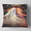 Cityscape les traces de lumières sur un coussin à carrefour-29854330-29827868