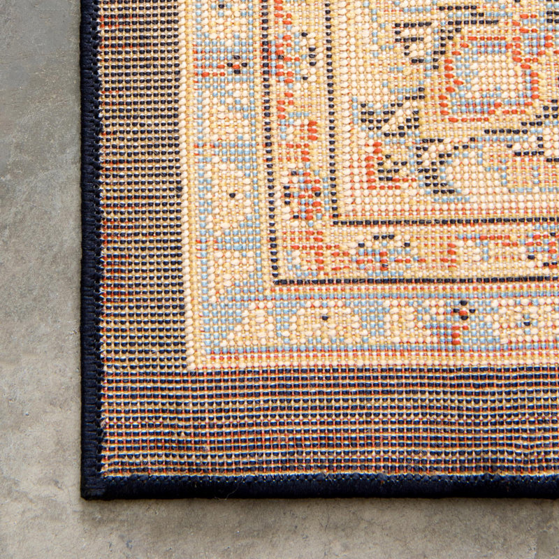 Hanan Floral Indoor Rug, Rectangle 2'2" x 3'1"