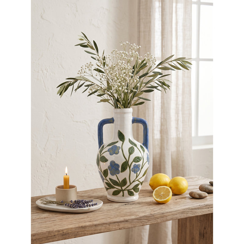 Vase au design contemporain, H 10,6 po x l 6,3 po x P 6,3 po