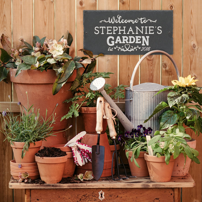 Garden Welcome 2-Line Personalized Etched Wall Slate Sign, White, Yes