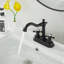 Robinet de lavabo de salle de bain 4 "avec drain Centreset-106847027