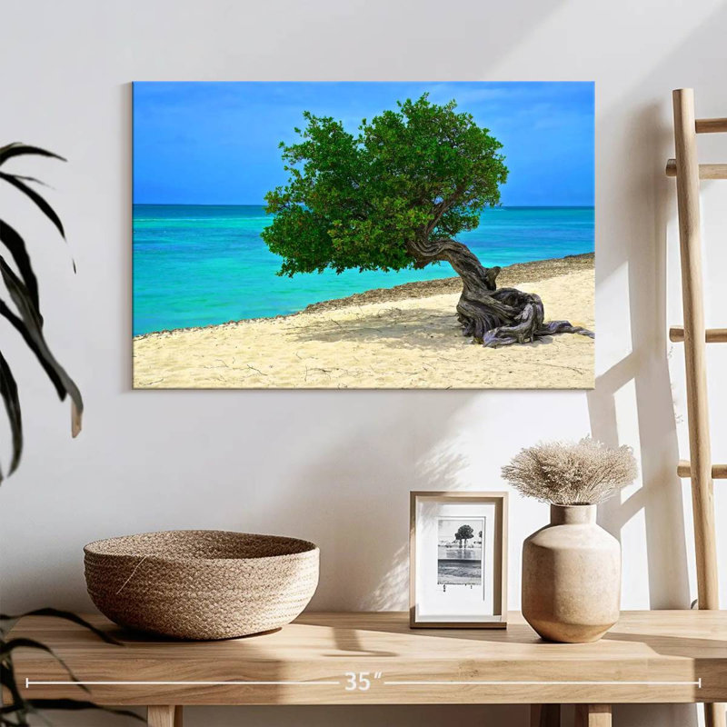 Gillard Eagle Gillard Tree, 16" H x 24" W