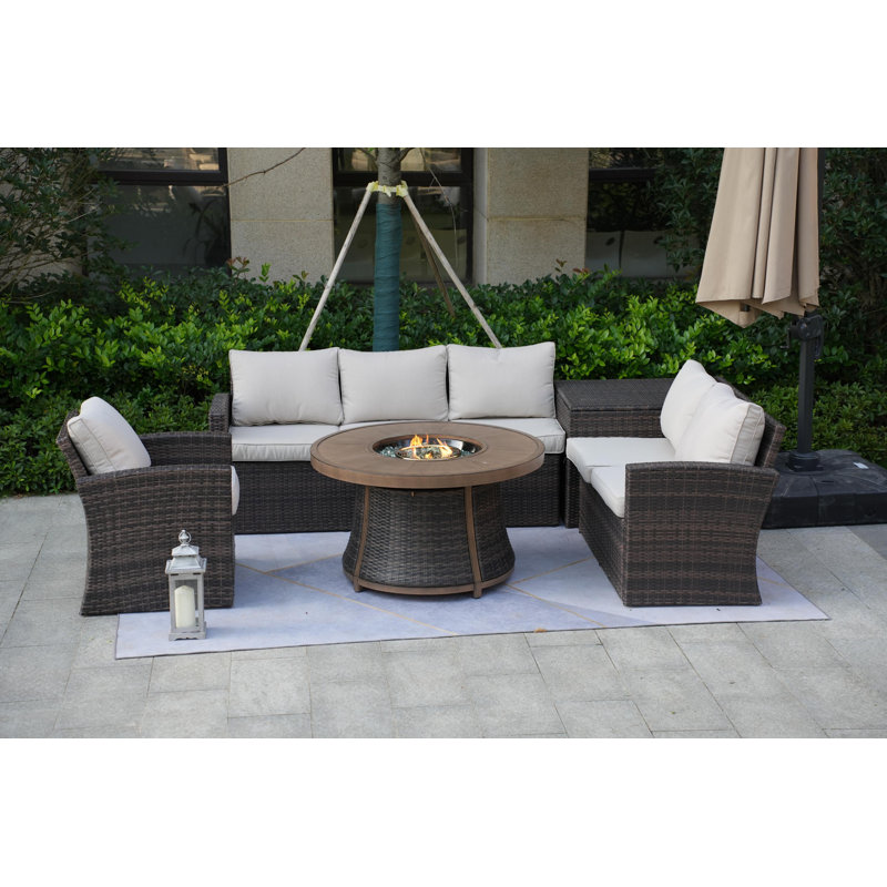 Ensemble de conversation en osier / rotin pour 6 personnes avec coussins Areefa, Brun