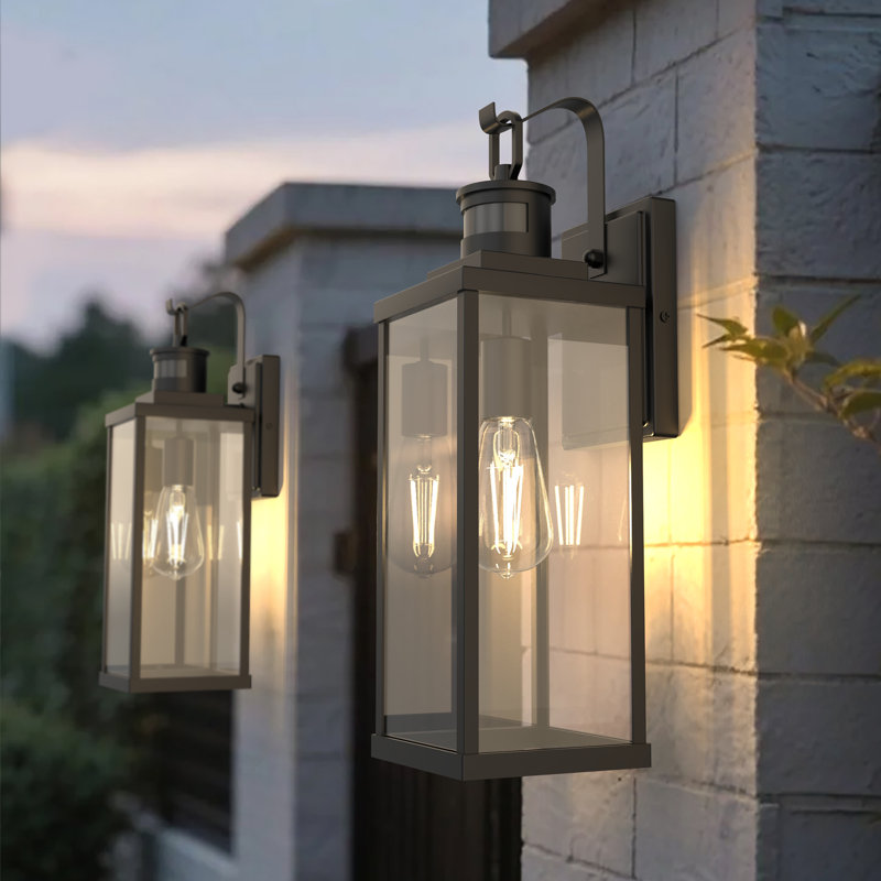 Armed Outdoor Sconce Wall Latern, 18'' H x 5.5'' W x 5.5'' D
