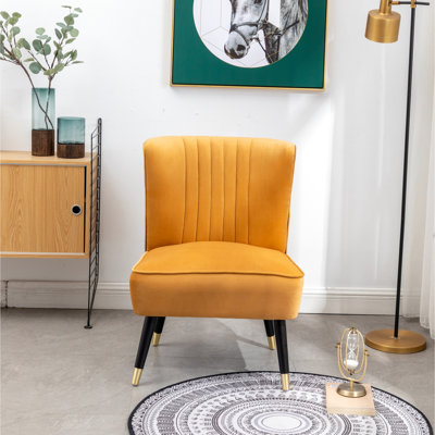 Chaise contemporaine dorée avec revêtement en velours - Rembourrage en mousse épaisse pour le dossier et le siège